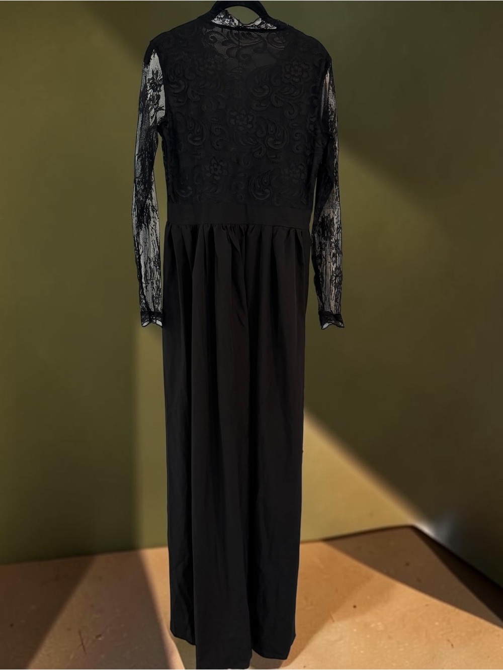 Black Floral Lace Long Sleeve Maxi Dress Women's Size M Sheer Lace Bodice Flowy